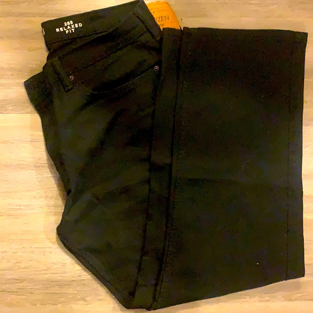 Men’s Denizen 285 Relaxed Fit 38x30. Like new. Black.